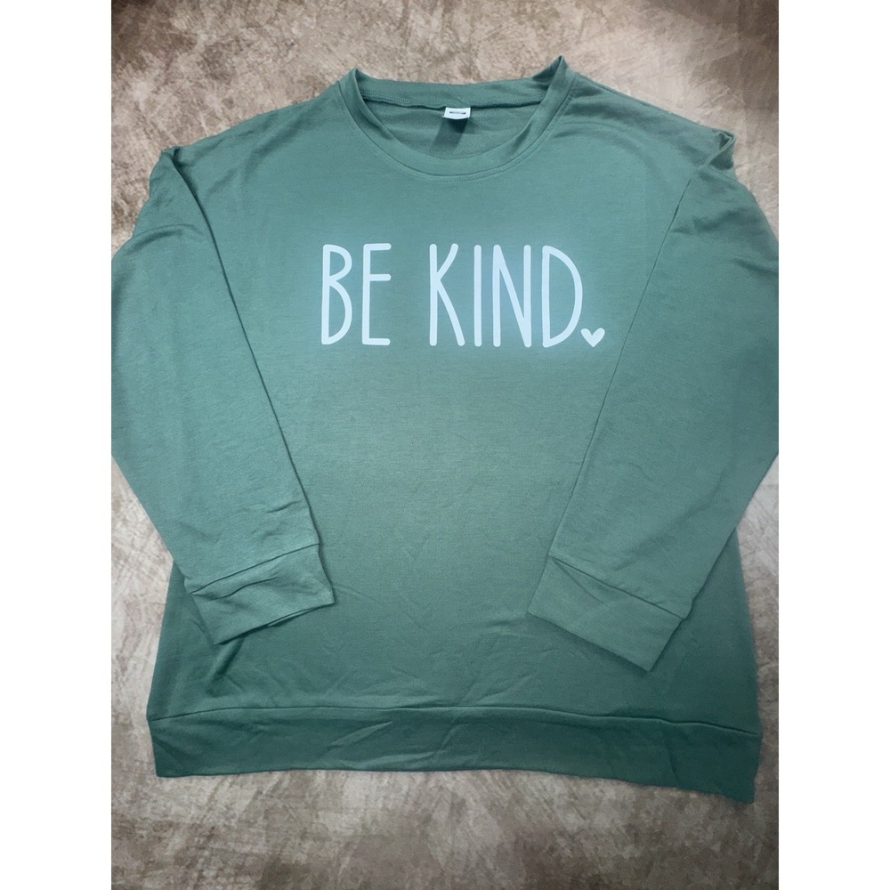 Womens Graphic Heavy weight Long sleeve Green TShirt  Large Choose BE KIND